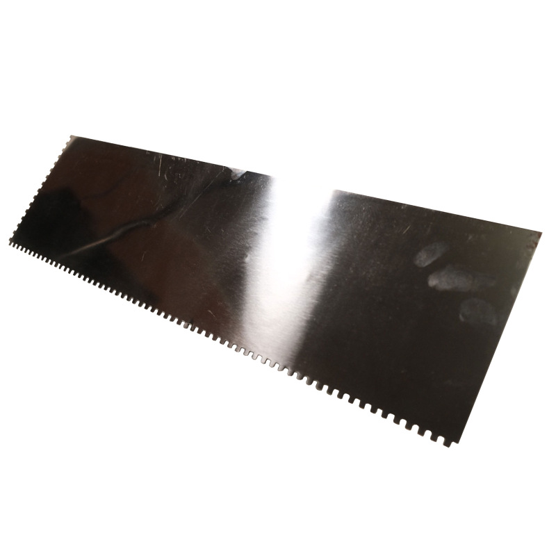 TOPTRADE hladítko nerezové, s drevenou rukoväťou, zub 4 mm, 500 x 130 mm, štandard 1