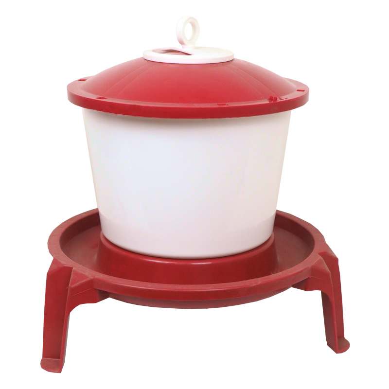TOPTRADE napájačka plastová, vedrová, na podstavci, pre hydinu, 9 l 1